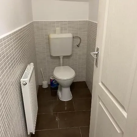 Bartok Szallo Apartment Baja