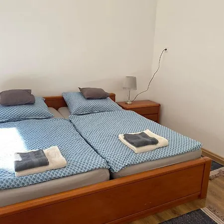 Apartment Bartok Szallo Baja