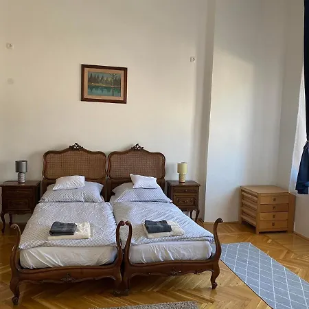 Apartment Bartok Szallo