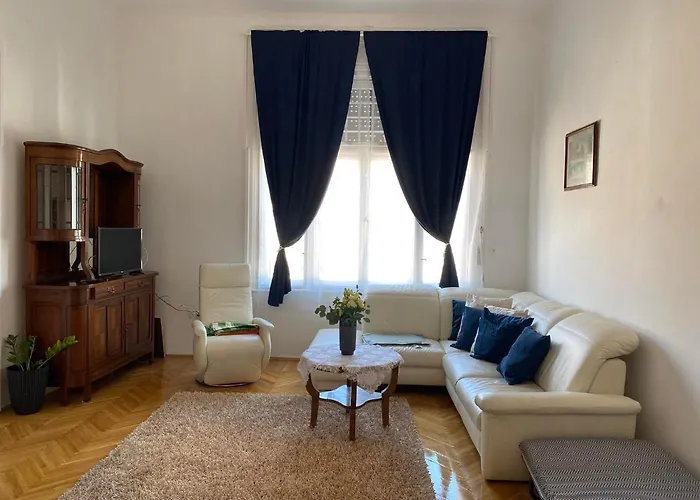 Bartok Szallo Apartman